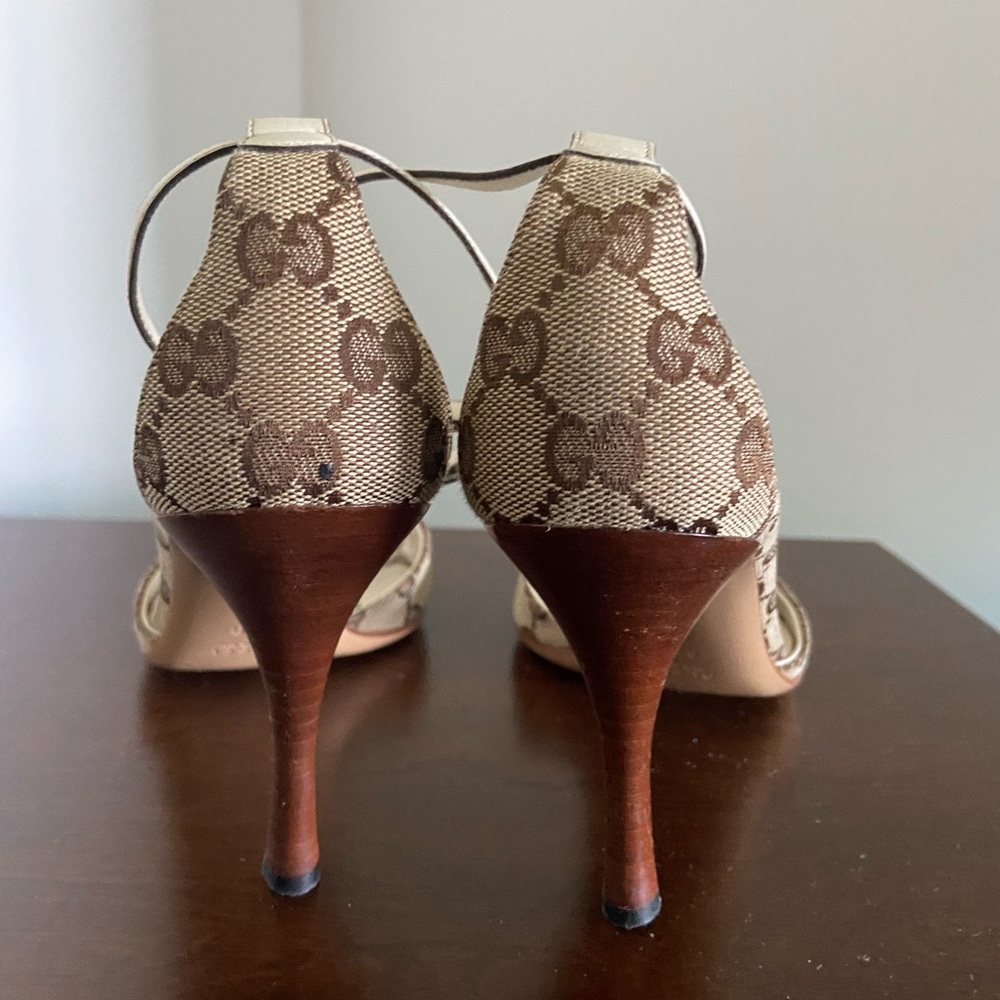 GUCCI Canvas Sandal